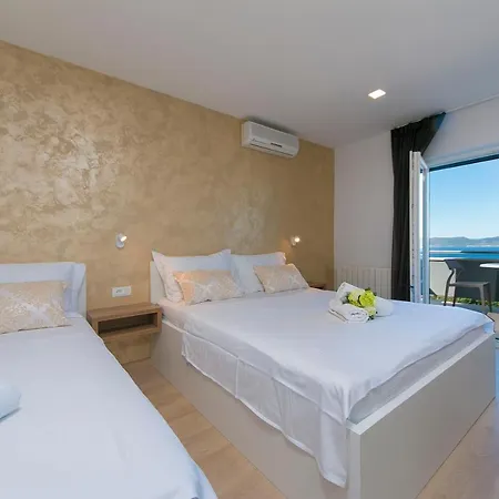 Apartments Vila Nadalina Delux Brela Exterior photo
