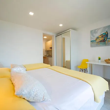 Apartments Vila Nadalina Delux Brela Exterior photo
