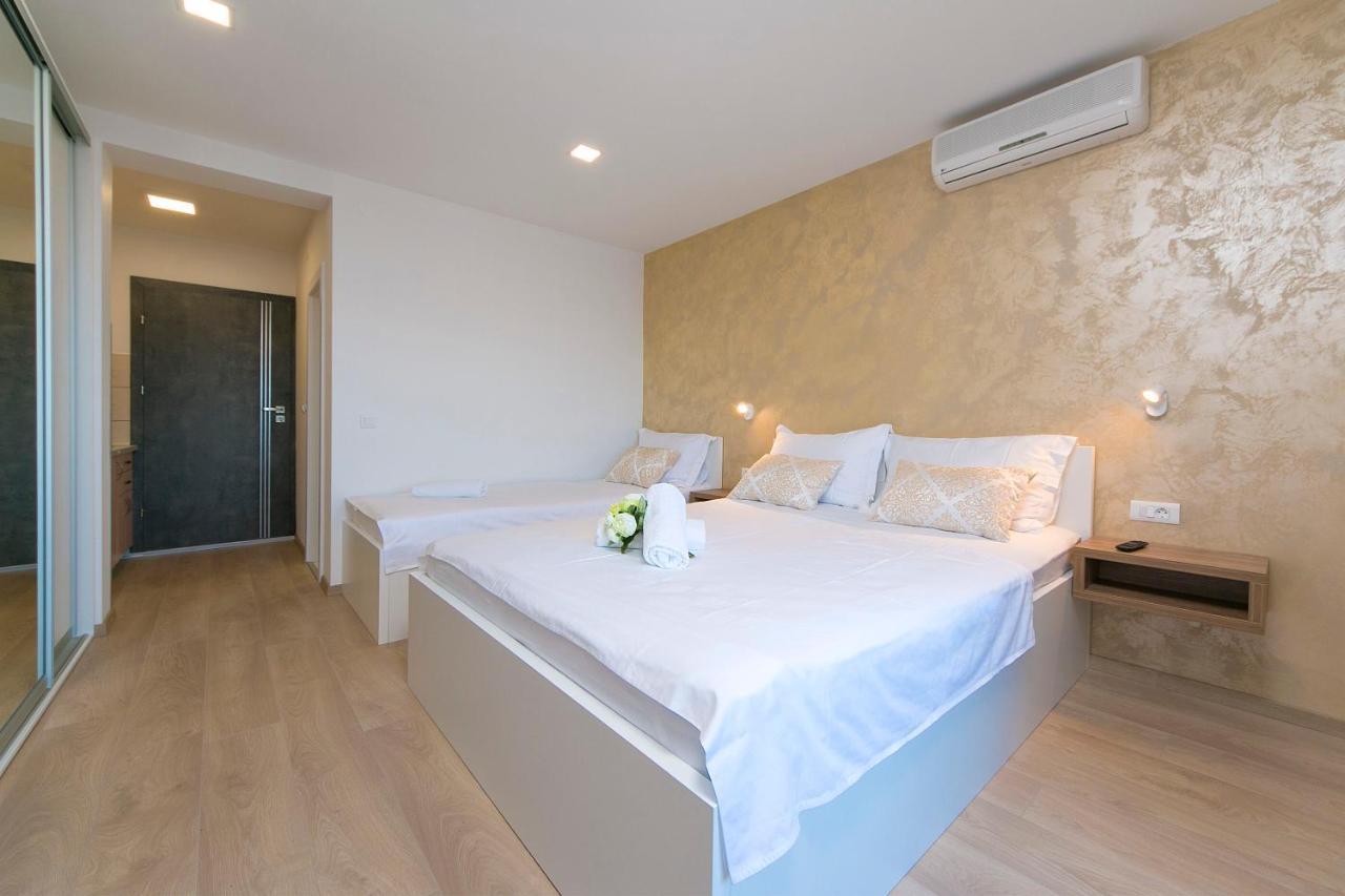 Apartment Nadalina Delux