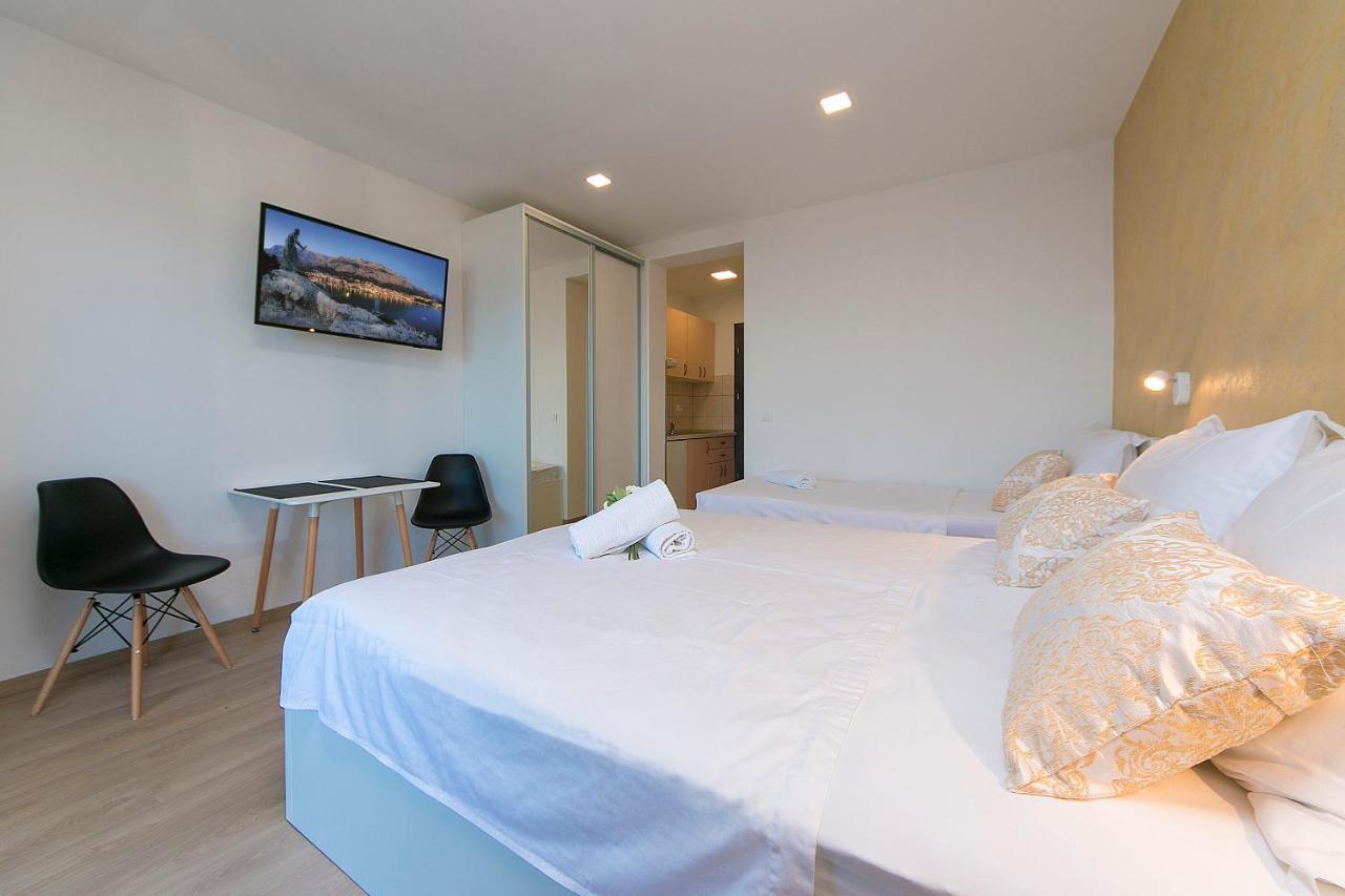 Nadalina Delux Apartment Brela