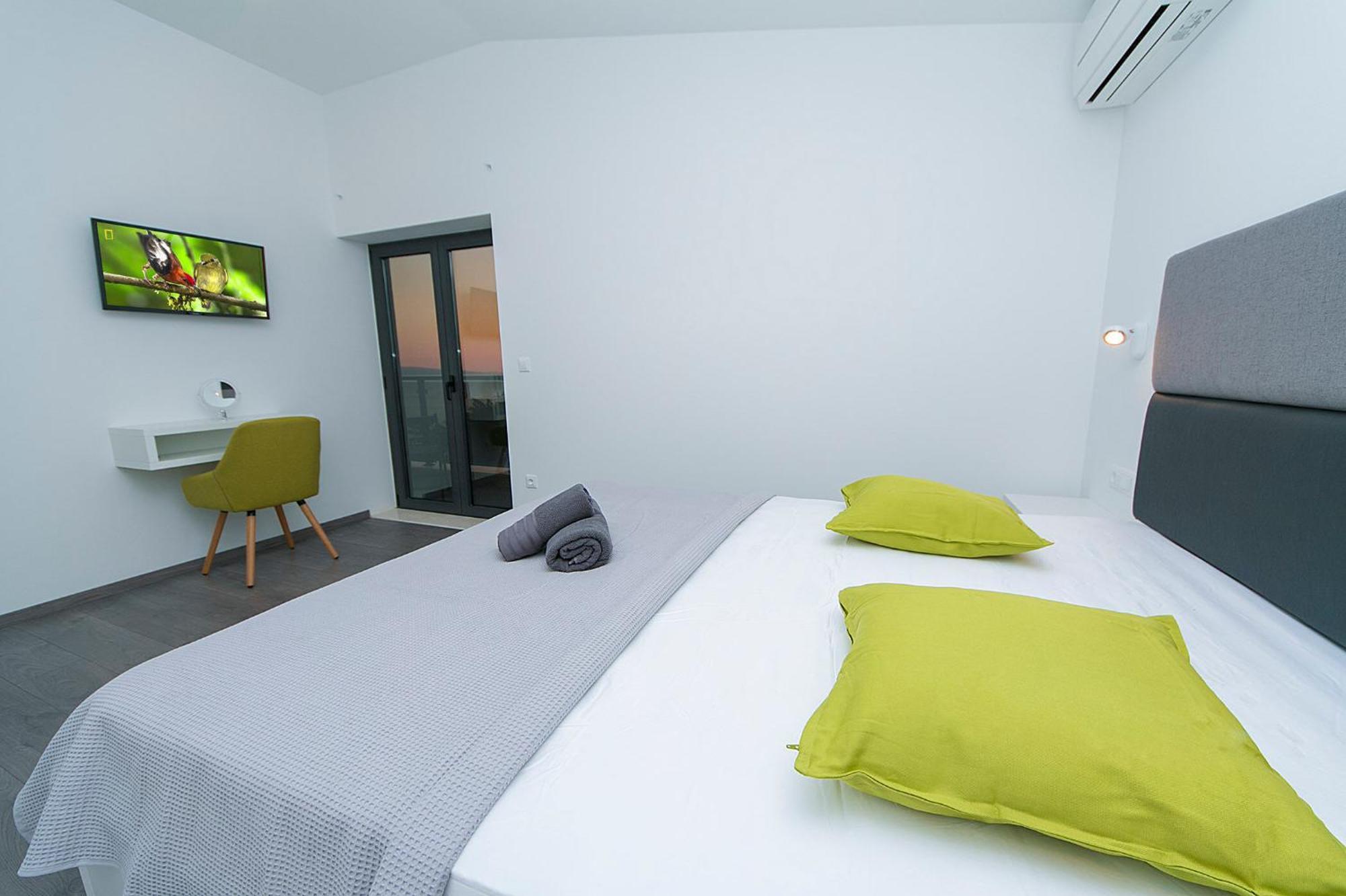 Apartment Nadalina Delux *